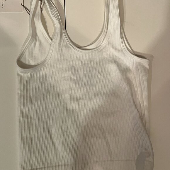 White NWT Tank Top -  A New Day -  Size Small  Essential Casual  💗 - Picture 5 of 8